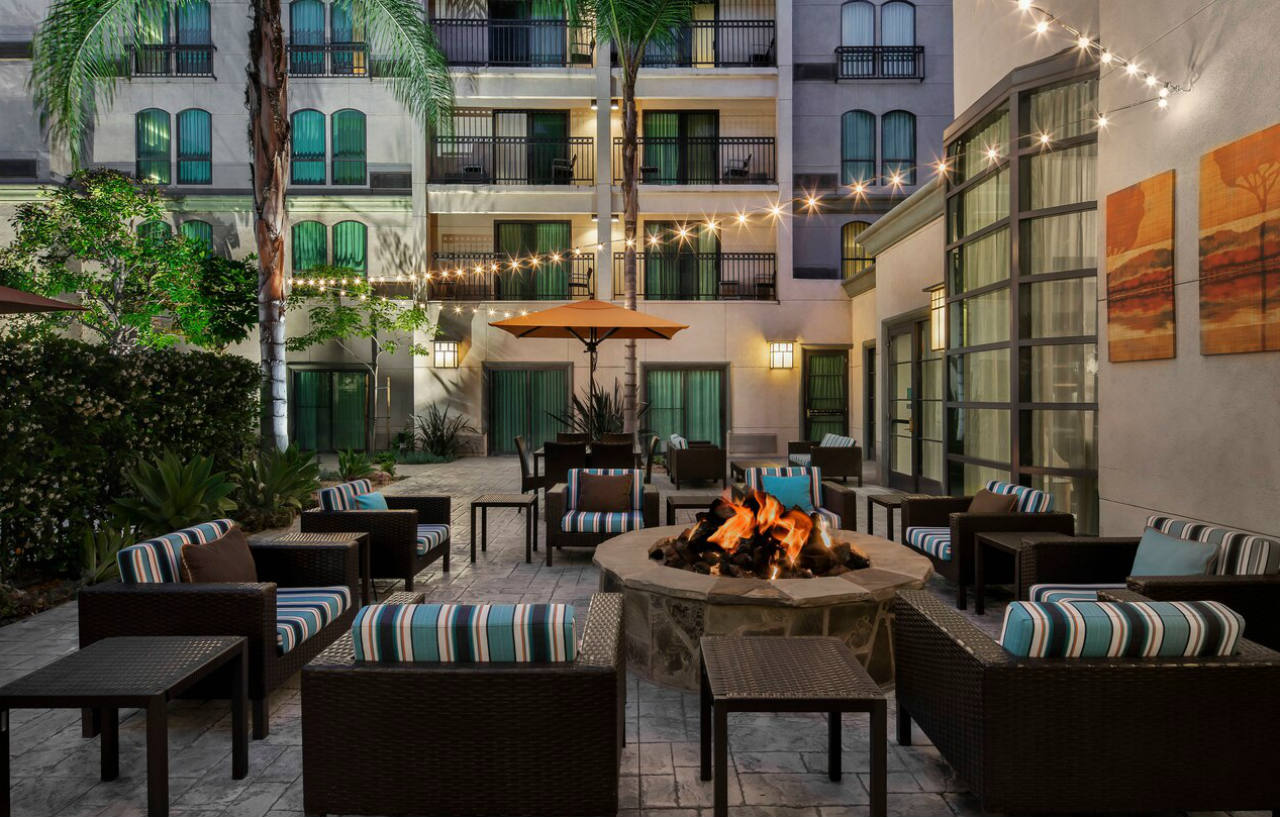 Courtyard By Marriott Los Angeles Pasadena Old Town Ngoại thất bức ảnh